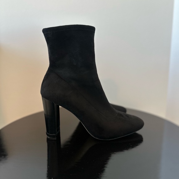 Michael Kors Mandy Sock Bootie, Size 8.5, Black - Picture 3 of 4